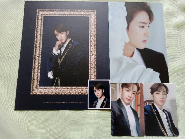 Ready Stock Member Set TheB 2nd Fankit, Photobook &amp; Bookmark(pembatas buku)