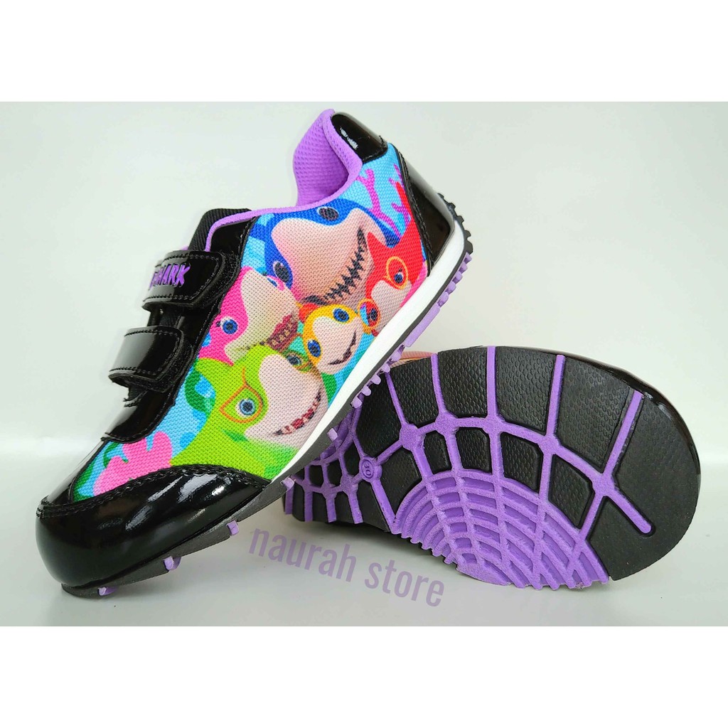 SEPATU BABY SHARK CUTE 100% ORIGINAL PEREKAT VELCRO BSC 001 PAUD TK SD DISKON PROMO MURAH OKE