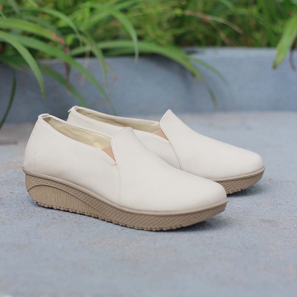 Sepatu Casual Wanita Slipon Wedges Kantoran - Sepatu Footwear ORIGINAL
