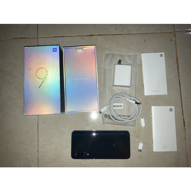 xiaomi Mi 9 6/64 Snapdragon 855 ( SECOND )