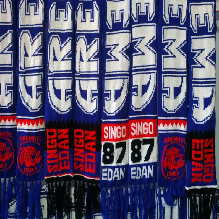 Terbaru.. Syal rajut Aremania panjang 140cm lebar 13cm