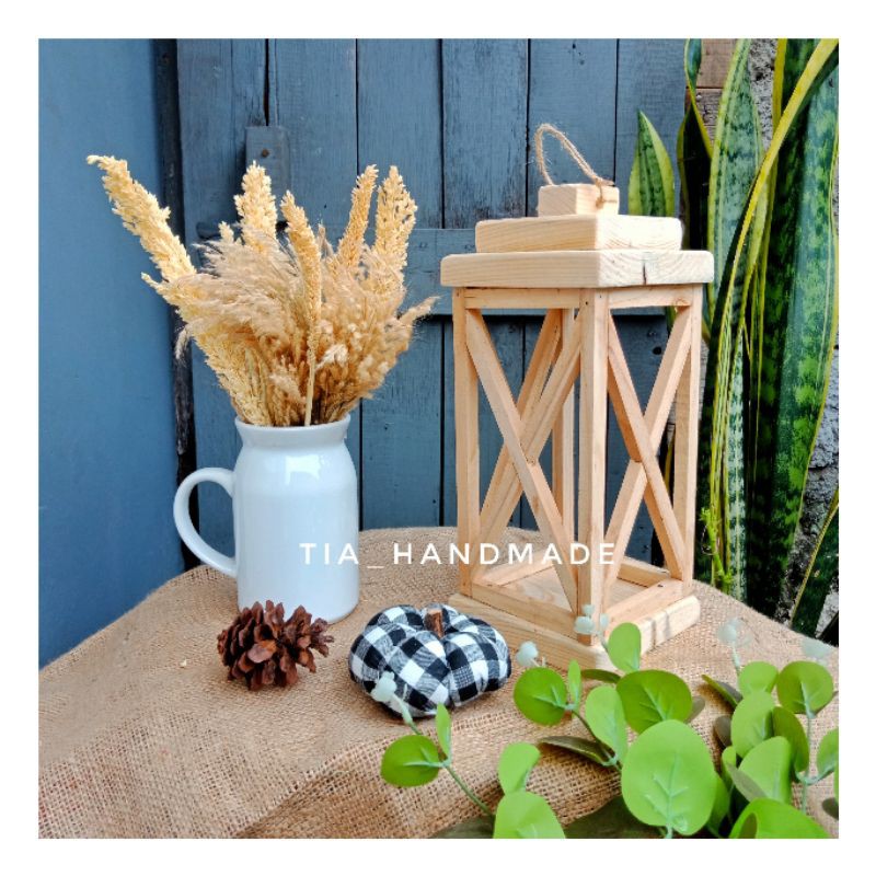 lentera kayu natural