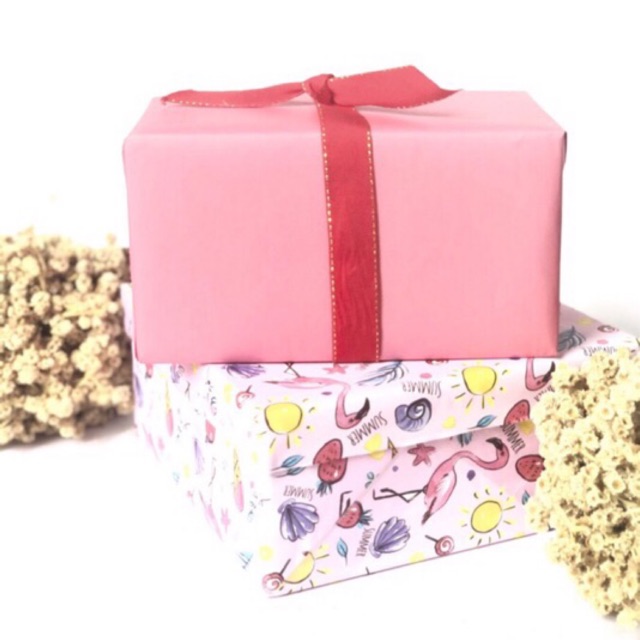 

Packing Kado + Extra Bubble Wrap + Box - Dompet