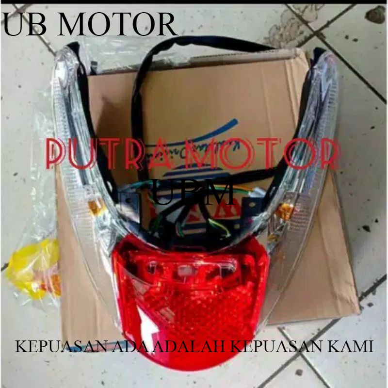 Reflektor lampu stop belakang vario 110 karbu/lama