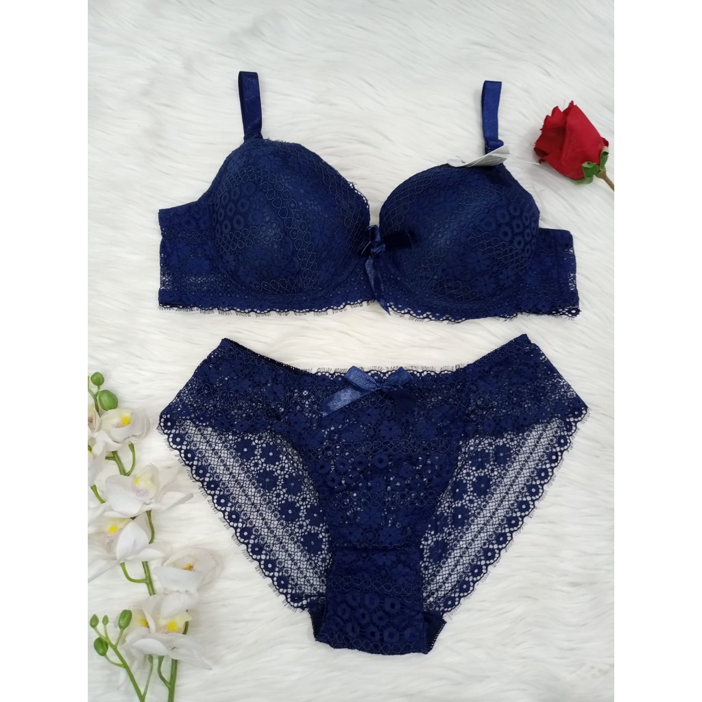 Bra Set Cd Cantik Brukat Kawat Bh Busa Tebal 703