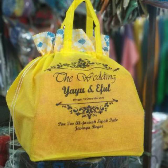 

Tas Souvenir/Tas Aqiqah/Tas Berkat/Tas Tasyakuran /Tas mengenang sablon nama