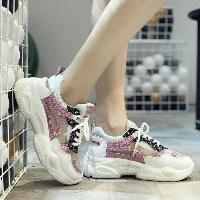 SN076 - Sepatu Sneaker Fashion Wanita Import