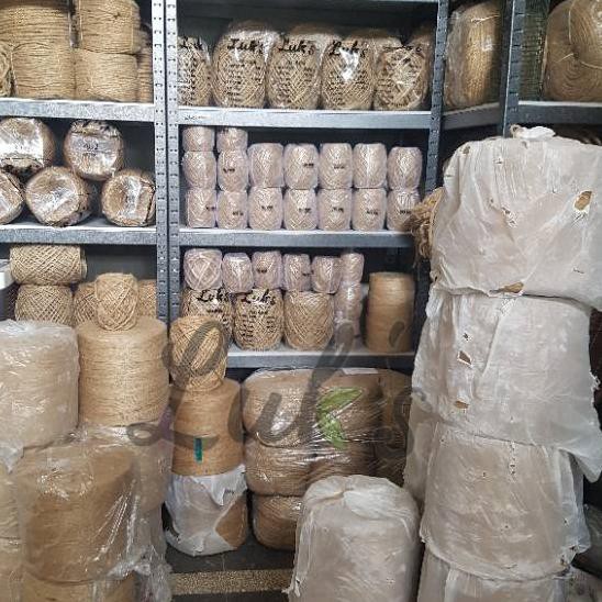 

Tali goni 1000 gram - 3 ply 2 ply tali undanganKODE PRODUK 79