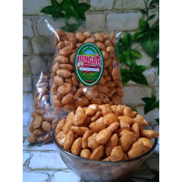 

PANG PANG/KUE KOTAK/KUE BANTAL GURIH MANIS Khas Trenggalek