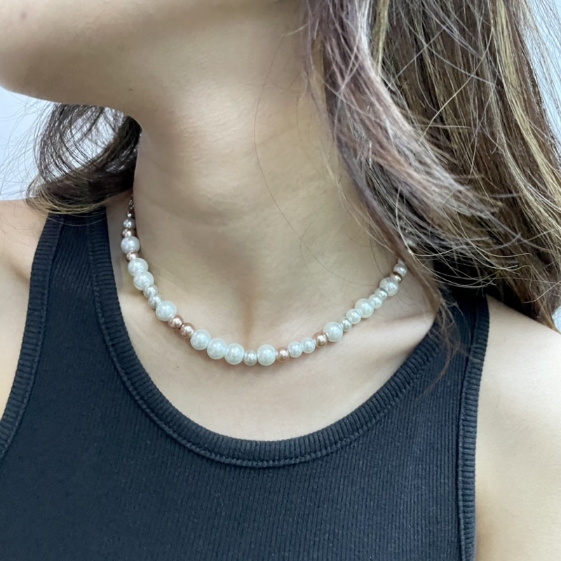 Mixed colors pearl necklace / choker