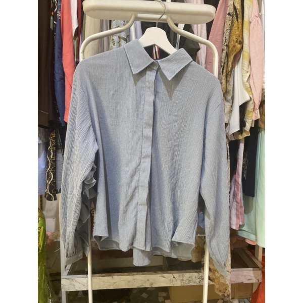 kemeja restu anggraini