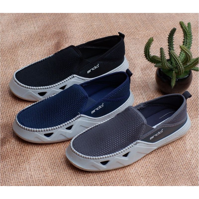 Slip on ando Barram-jackko-skype