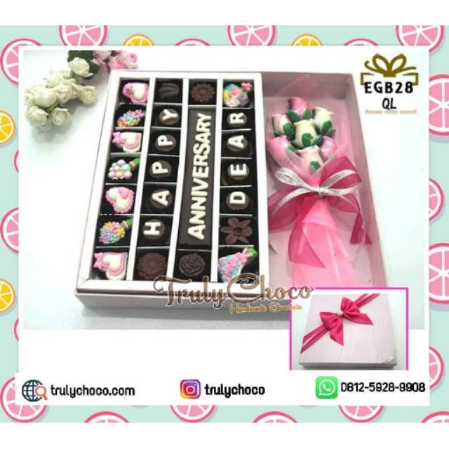 

Hadiah anniversary coklat trulychoco special isi 28 dan bunga