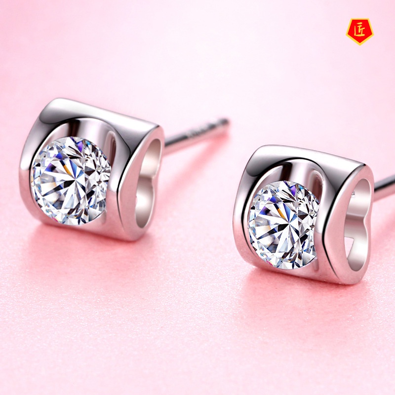 [Ready Stock]Women's Simple Stylish Diamond Heart-Shaped Silver Stud Earrings