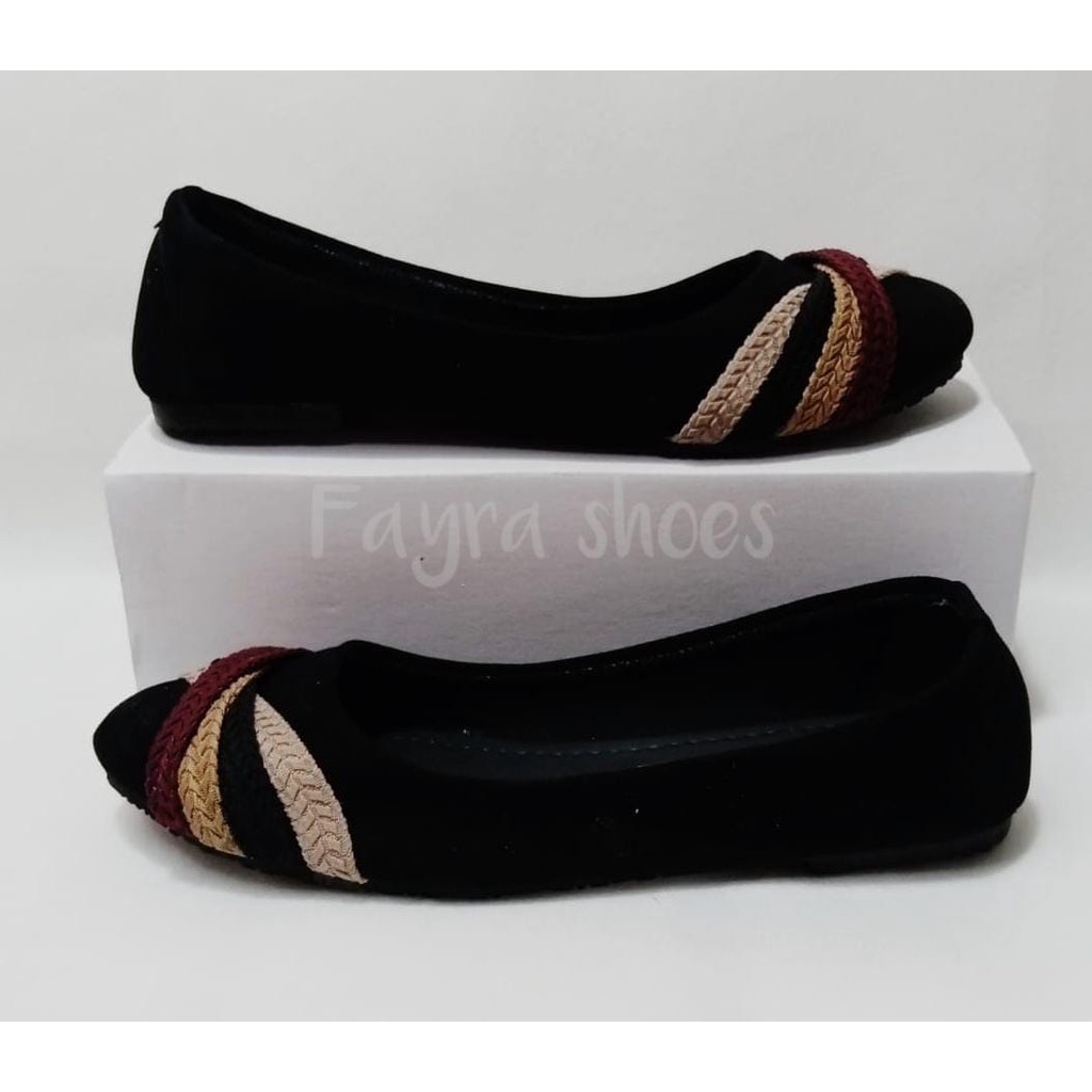 Sepatu Wanita Terbaru Flat Shoes Wanita Sol Karet Dixie Silang Warna