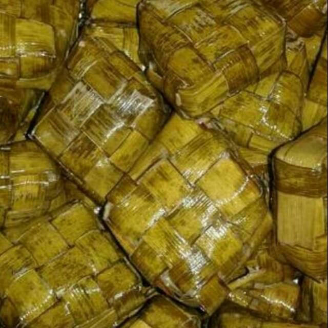 

Ketupat ketan enak kenyal