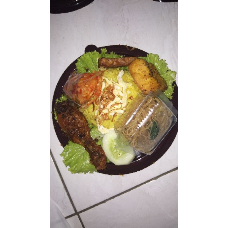 

Tumpeng mini