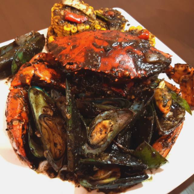 

Paket Kepiting - Kerang - Jagung / JAGO KEPITING. Saus padang / lada hitam / chili singapore / tiram