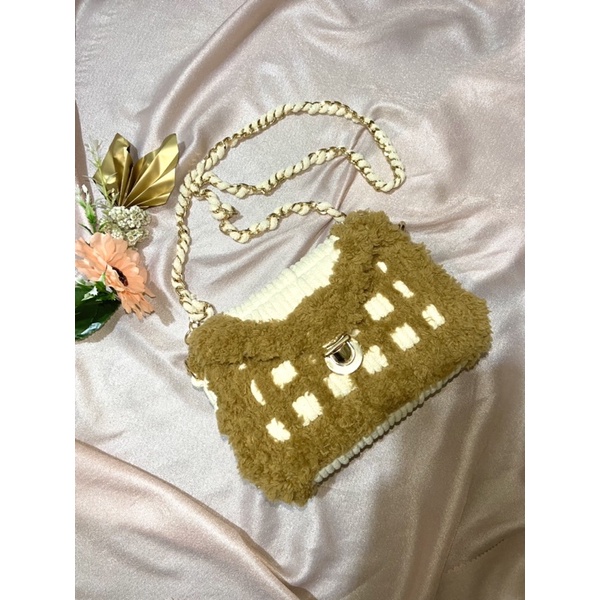 Tas DIY Plastic Canvas Mewah