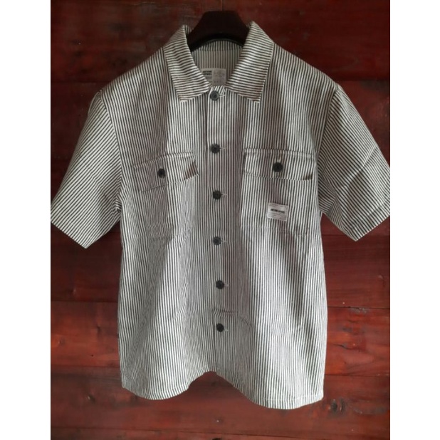 Kemeja Vintage Awesome Apparel