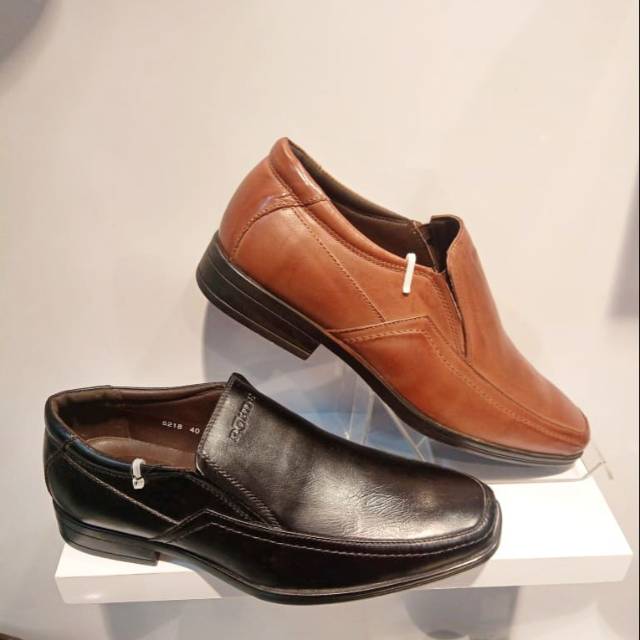 Sepatu formal rohde