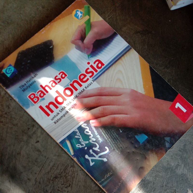 bahasa indonesia kelas 10 wajib grafindo