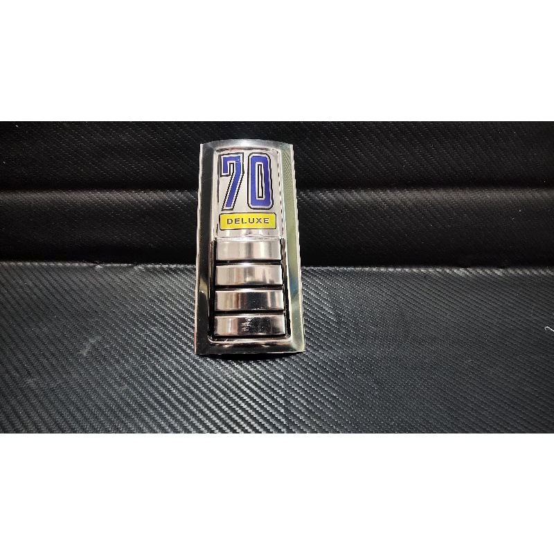 LOGO EMBLEM DADA PANEL C70 KROM MODEL ORI