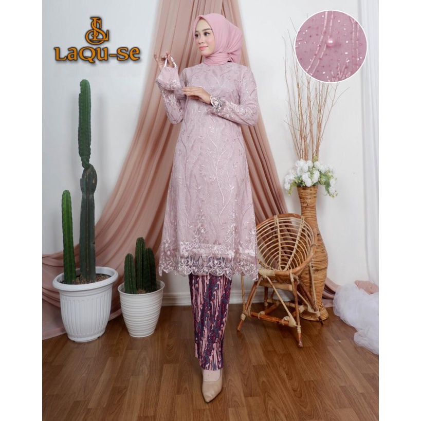 Setelan Kebaya Wisuda Wanita Terlaris Baju Pesta Kondangan Modern Dress Perempuan Terbaru By Laquse_kebaya2