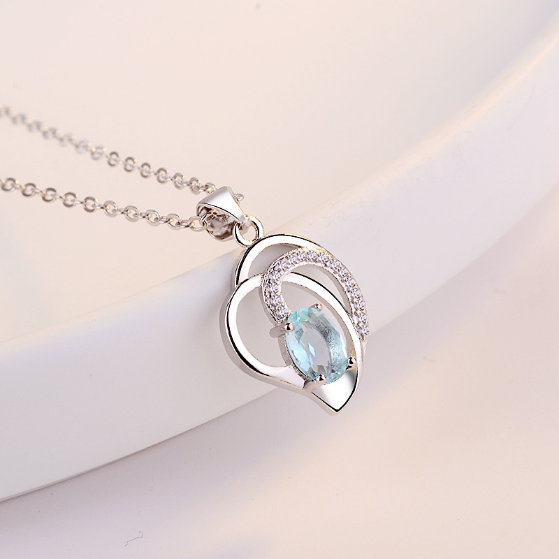 [Ready Stock]Fashion New Simple Sky Blue Crystal Necklace Heart-Shaped Pendant