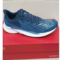 New Balance Fuelcell Prism