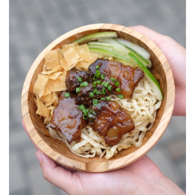 

Meepok Singapore ala omaomamasak / Lu Rou Mian (mie kecil frozen praktis)