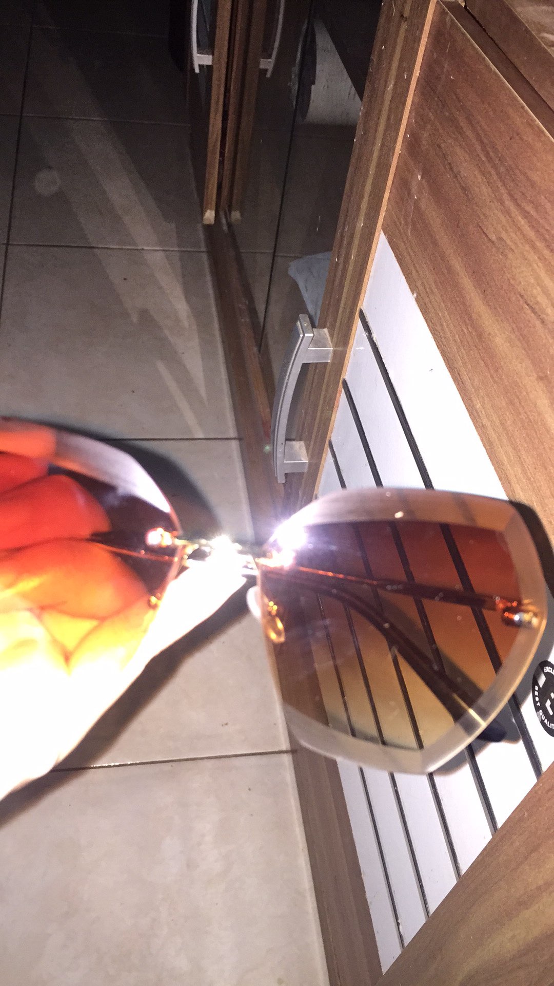 Kacemeta Hltem Wanite Kotak Ukuren Kecil Gaye Mate Kuceing Untuek Barbalik