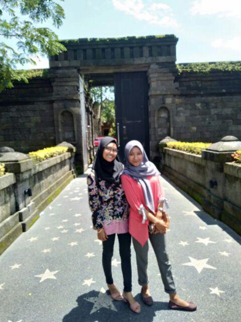 Atasan Batik Wanita Motif Batik Dianputri Seragam Batik