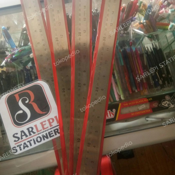 

Hemat Penggaris Besi 40 Cm Kenko Tebal Stainlees Murah