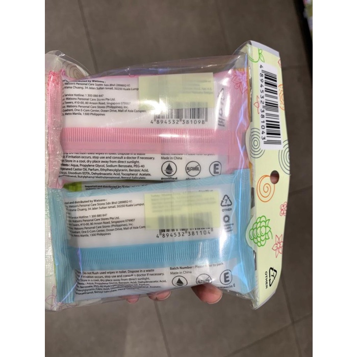 wipes-remover-make-up- watsons mini wet wipes isi 8 pcs x 4 varian/tissue basah mini watsons -make-