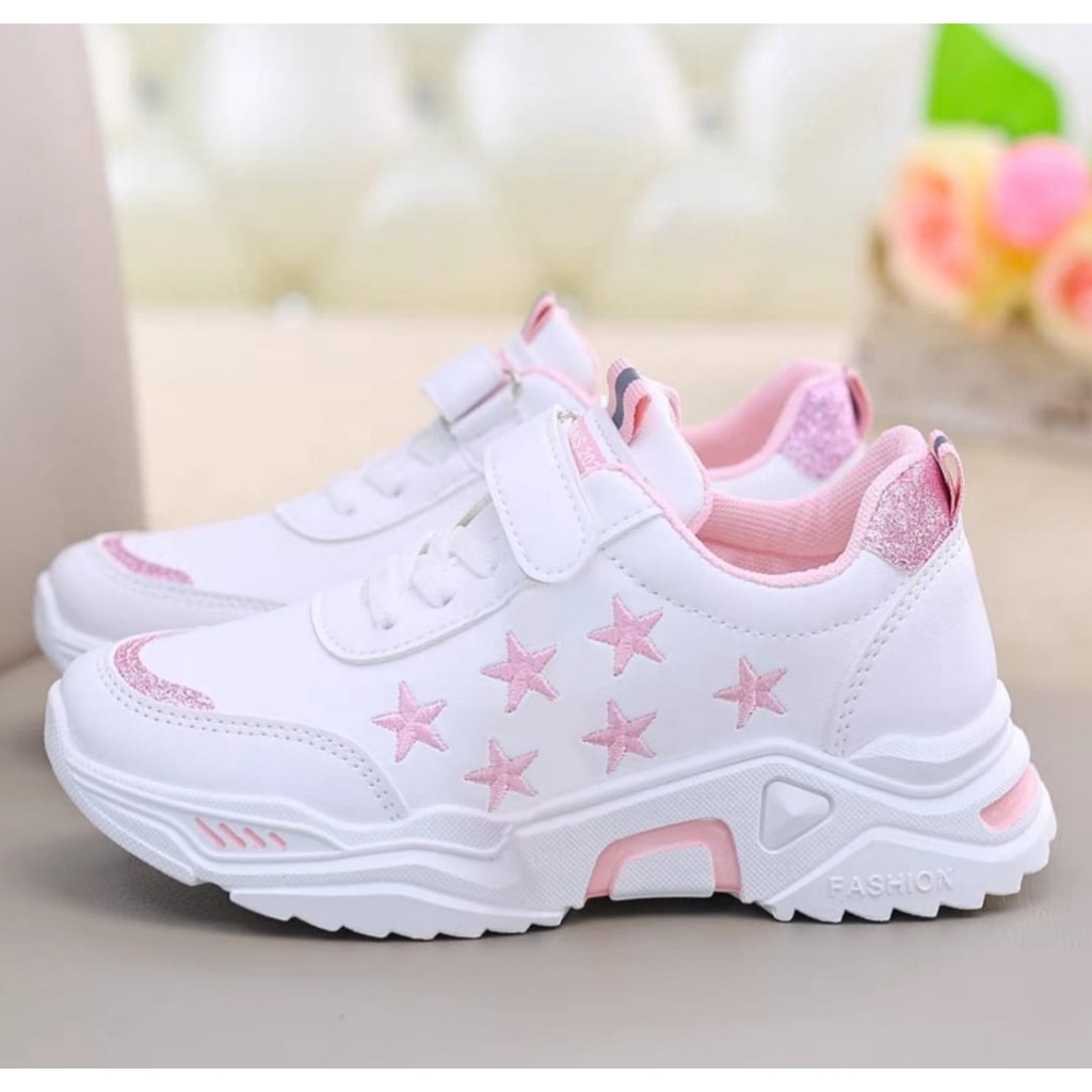 DCAL SEPATU SNEAKERS ANAK BM505