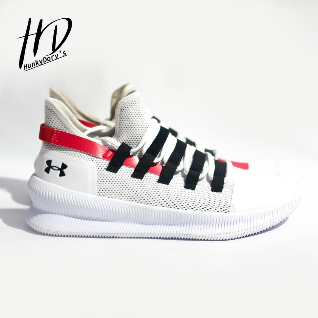 SEPATU BASKET UA UNDER ARMOUR M-TAG LOW 'WHITE' ORIGINAL