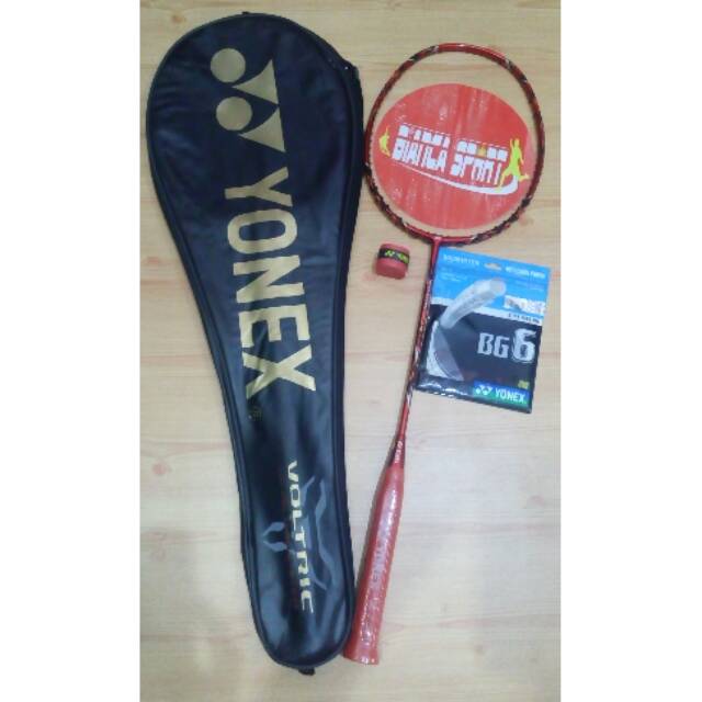 Raket badminton YONEX voltrick 80 e-tune