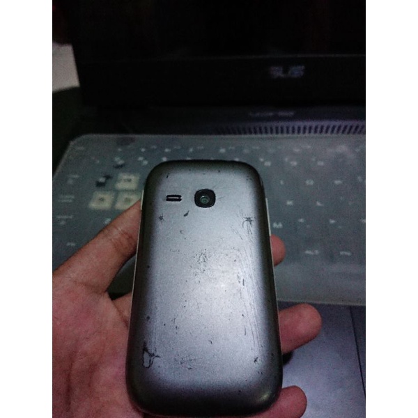 Samsung young gt s6310 ram 700mb