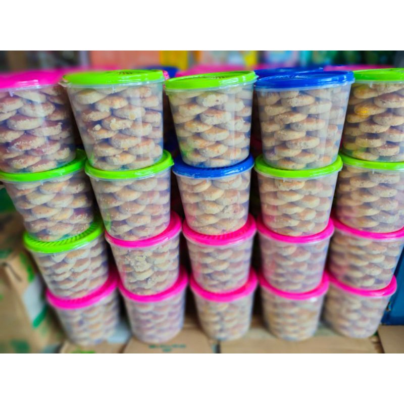 

Kue Kacang Toples besar