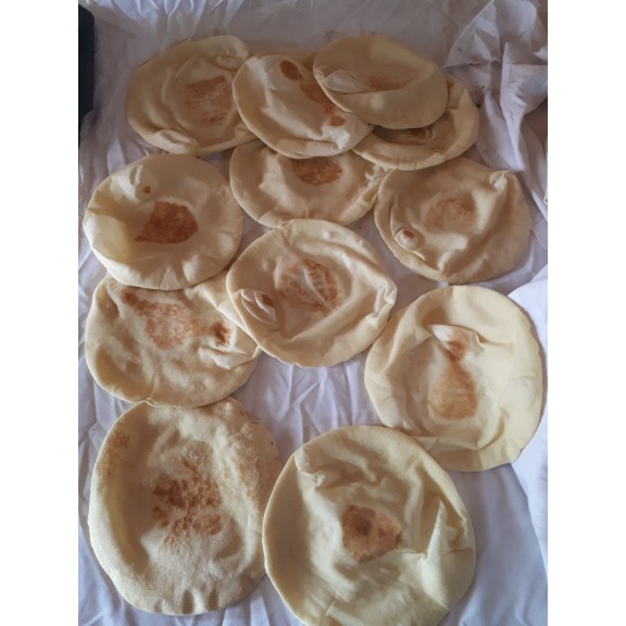 roti shami / khubuz / pitta bread / roti arab 5