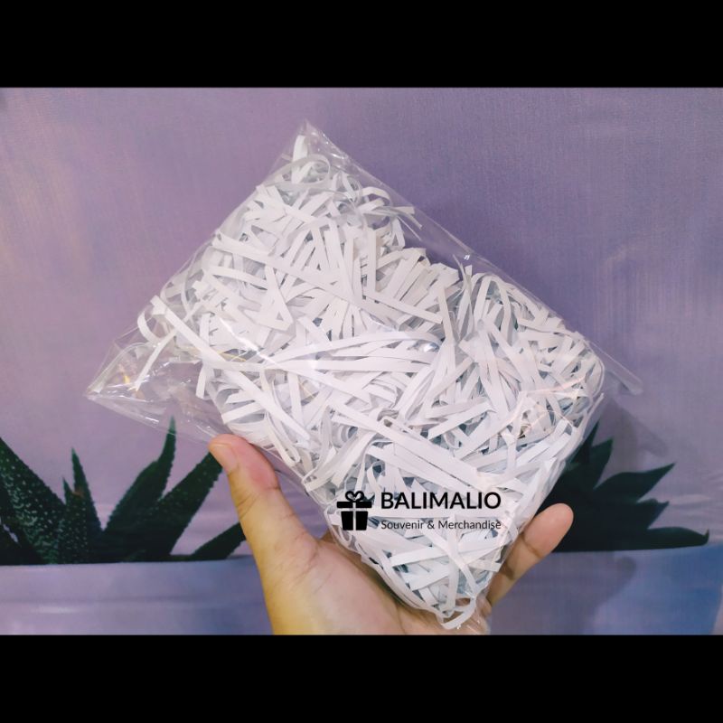

Kertas Serut 500 gram / Kertas Cacah / Shredded Paper