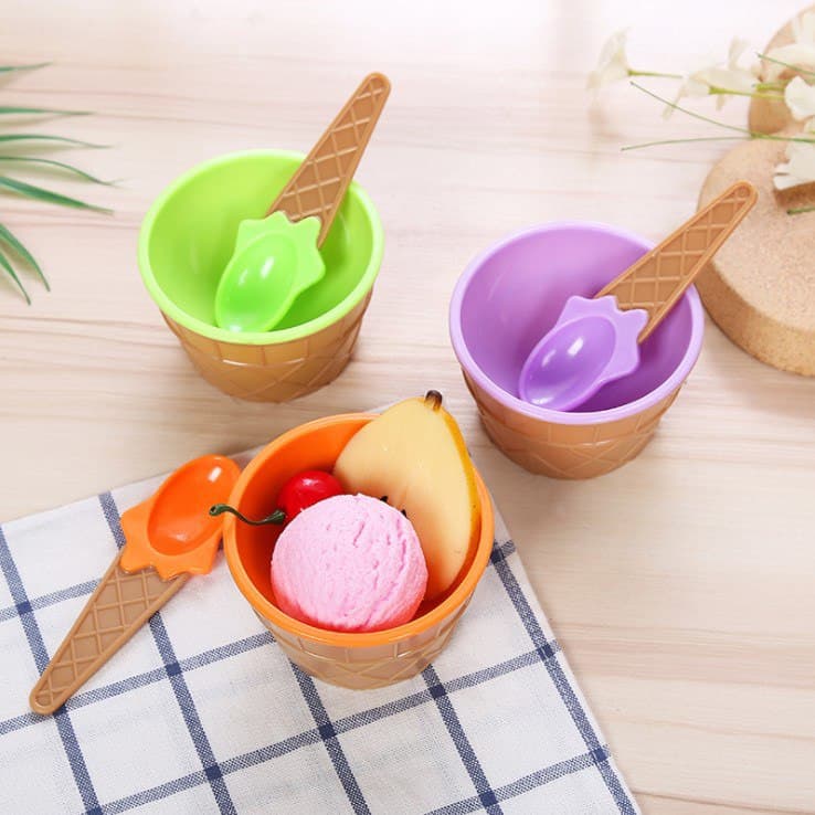 Diskon Shop - M5466 Mangkok Es Krim / Mangkuk Cemilan / Ice Cream Bowl / Set Mangkok Sendok Ice Cream / Mangkuk Masker Es Krim Lucu Warna-Warni