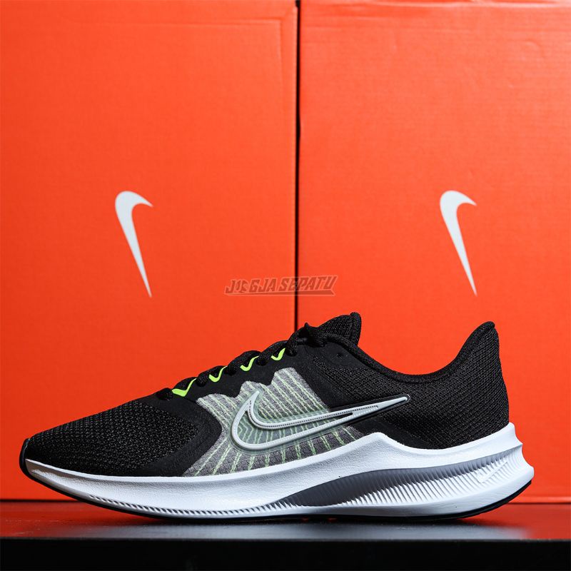 Nike Sepatu Running Downshifter 11 - Black/Photon Dust/White Noir