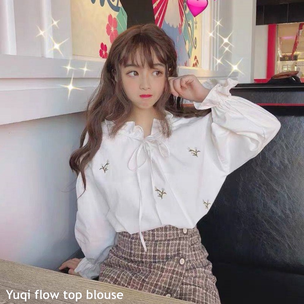 Yuqi flow top blouse - Thejanclothes