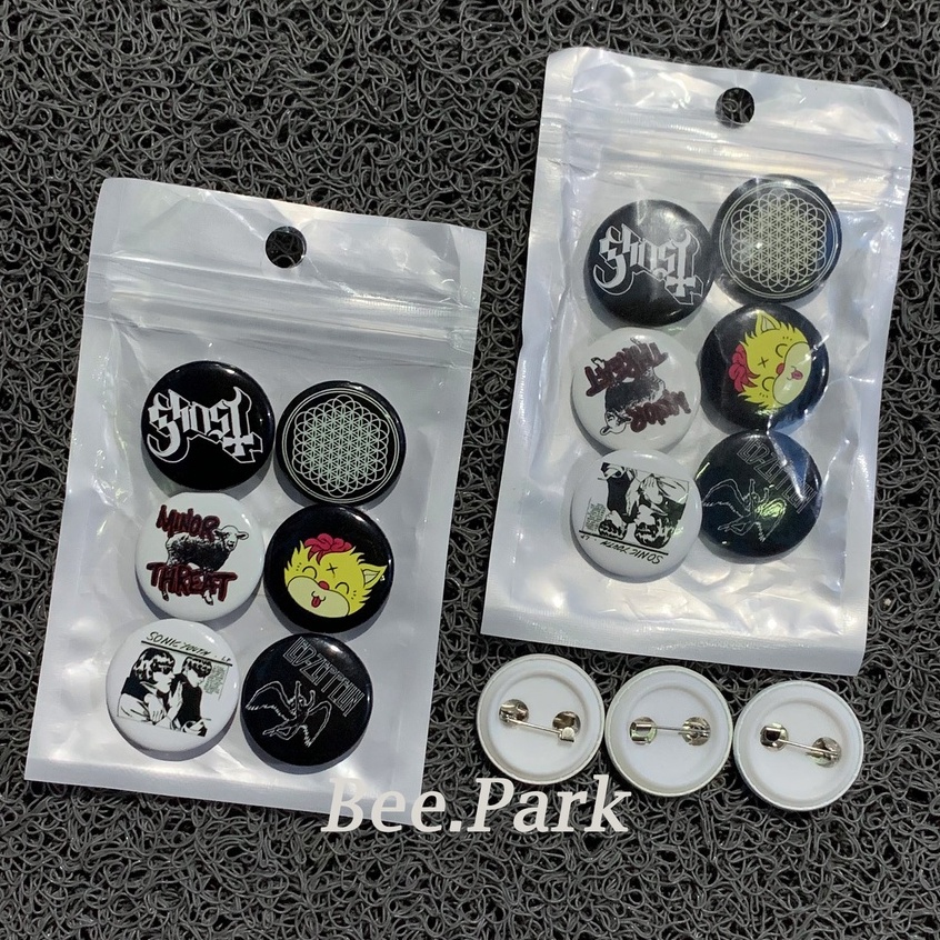 Pin brosh button satu set emblem brand keren