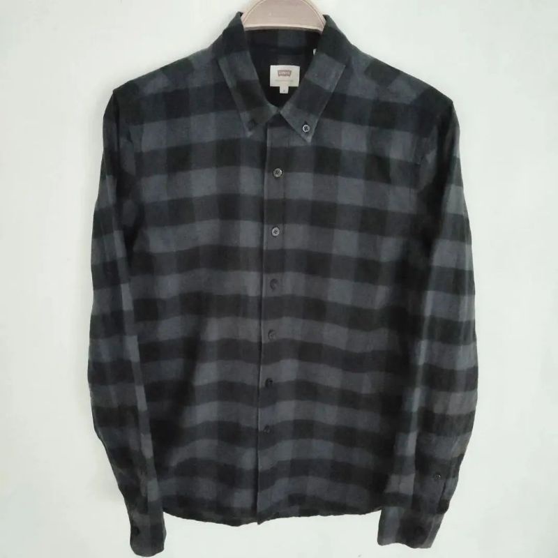 Kemeja Levis kotak kotak pria