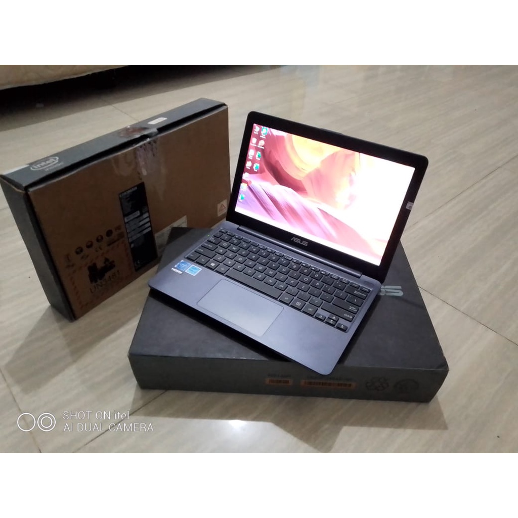 NOTEBOOK SECOND SETARA LAPTOP ASUS  11,6 INC HDD 500GB atau bisa ganti SSD 128 GENERASI BARU WINDOWS10 ZOOM  SIAP PAKAI MULUS HANYA 2JUTAAN ORIGINAL BERGARANSI SEPETI BARU