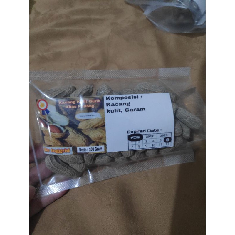 

kacang kulit gurih khas padang!!