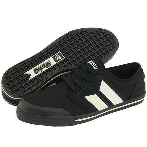 Macbeth Original Wallister Black Cement